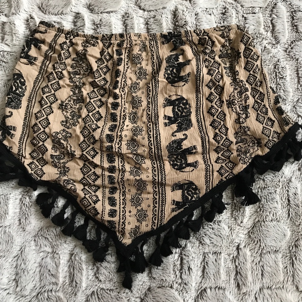 L.A Hearts tribal elephant print sleeveless crop